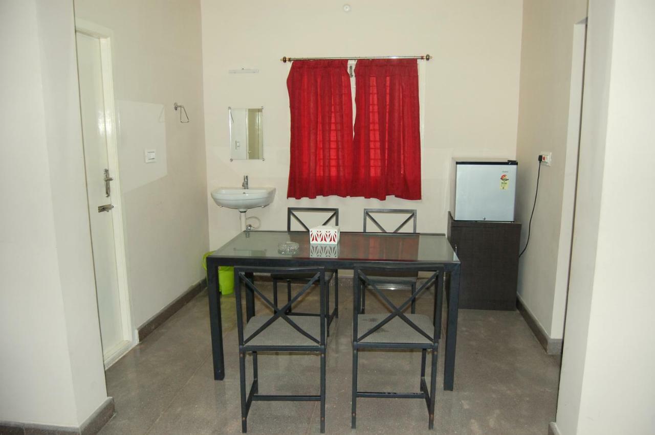Star Residency Hotel Tiruchirappalli Eksteriør billede