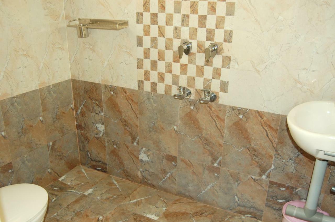 Star Residency Hotel Tiruchirappalli Eksteriør billede