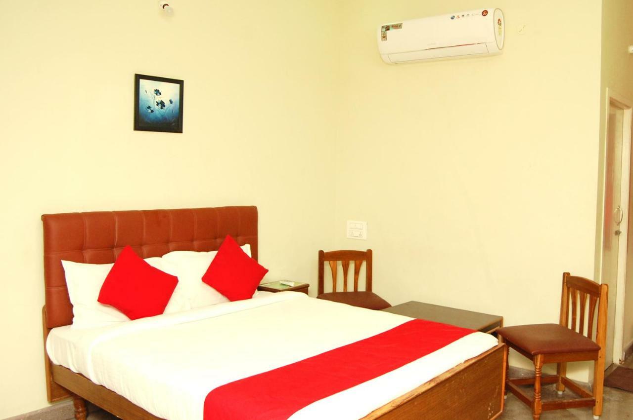 Star Residency Hotel Tiruchirappalli Eksteriør billede