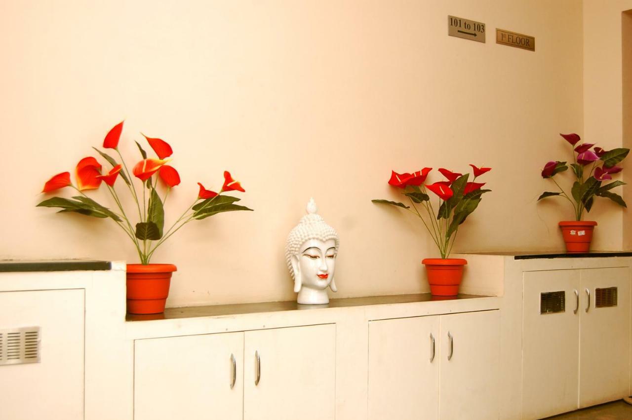 Star Residency Hotel Tiruchirappalli Eksteriør billede