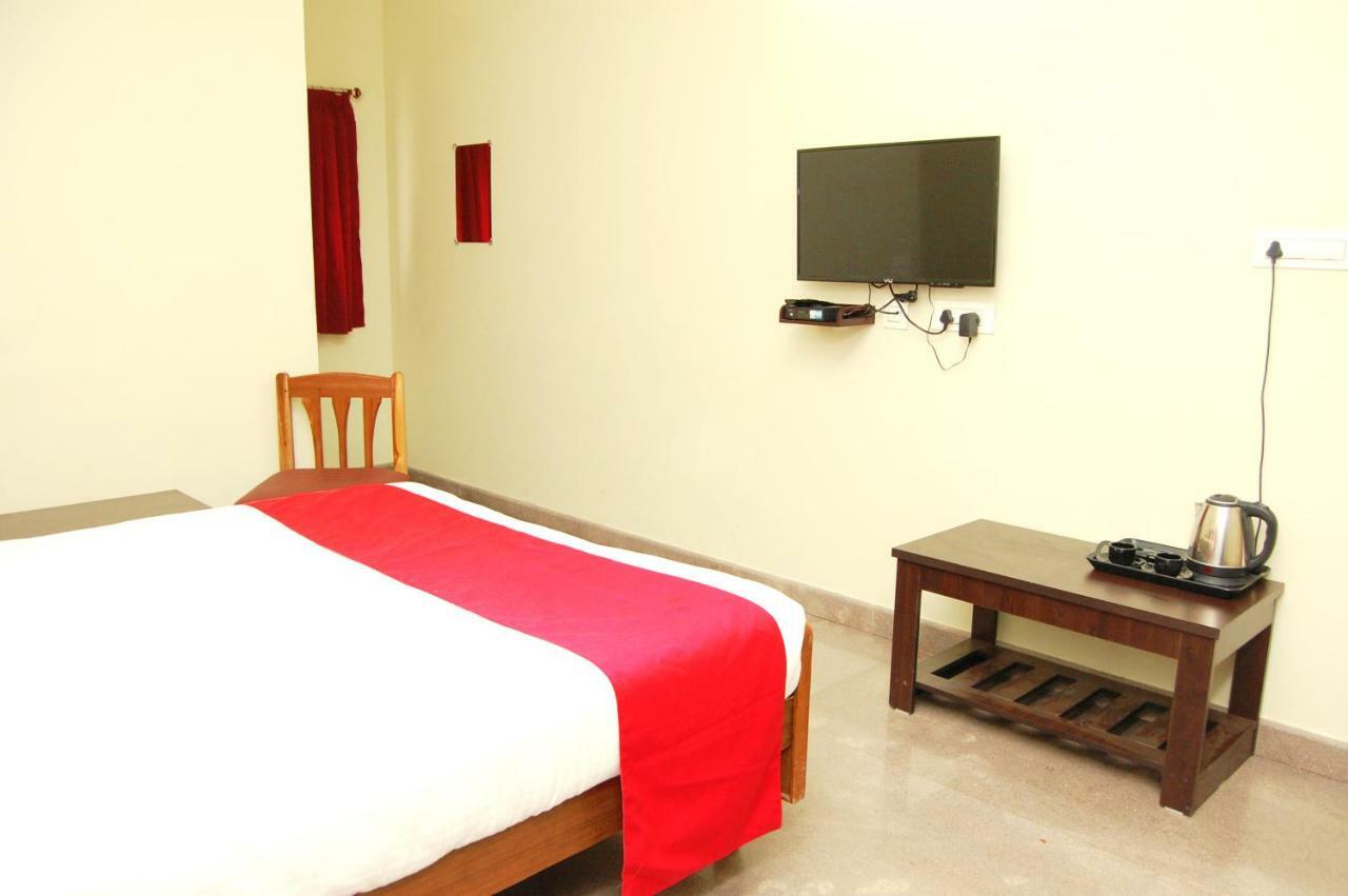 Star Residency Hotel Tiruchirappalli Eksteriør billede