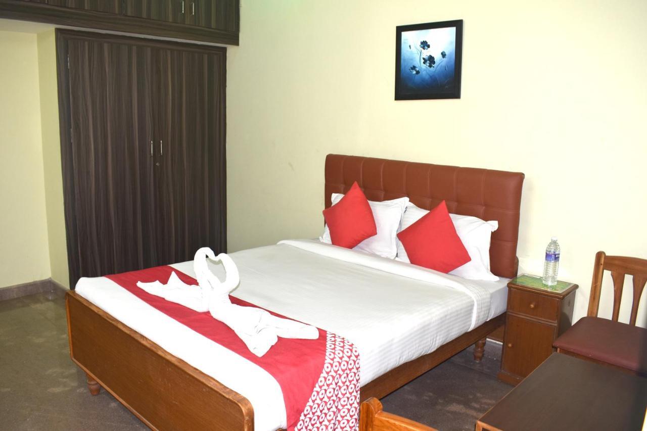 Star Residency Hotel Tiruchirappalli Eksteriør billede